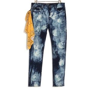BLUECARATS The McQueen 5-Pocket Slim Fit Jeans in Painted Bleach Size 30.